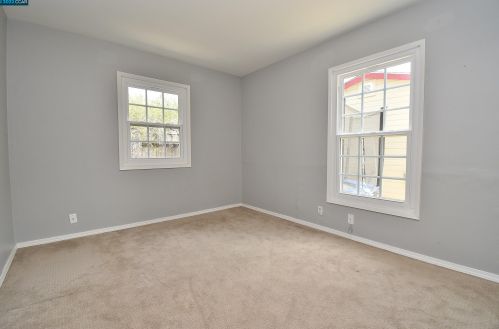 4066 Kensington Dr, Concord CA  94521-3333 exterior