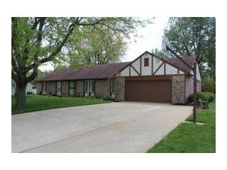 835 Stratford Dr, Sidney, OH 45365-1949