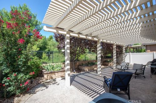 169 Canary Crk, Beaumont CA  92223-7311 exterior