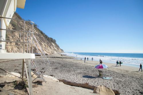 2109 Gillespie St, Santa Barbara CA  93101-4649 exterior