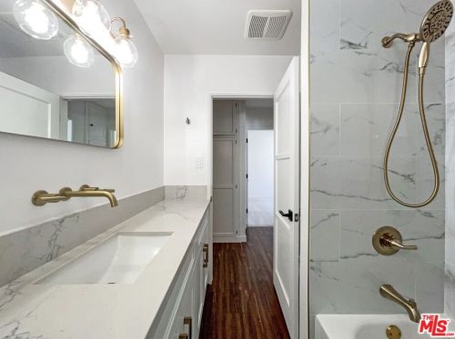 8050 Cherrystone Ave, Van Nuys CA  91402-5415 exterior