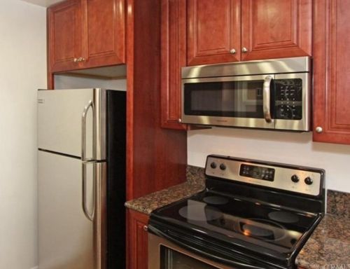 1216 Balboa Blvd, Newport Beach CA  92661-1420 exterior