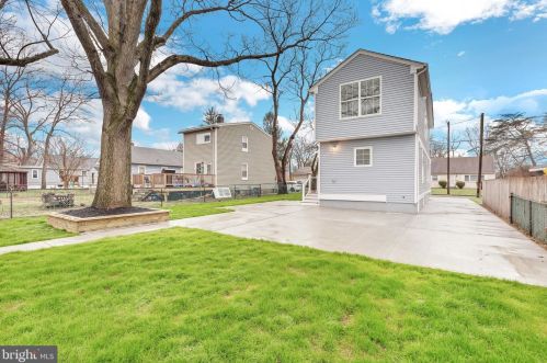 712 Belleview Ave, Riverton, NJ 08077-1812