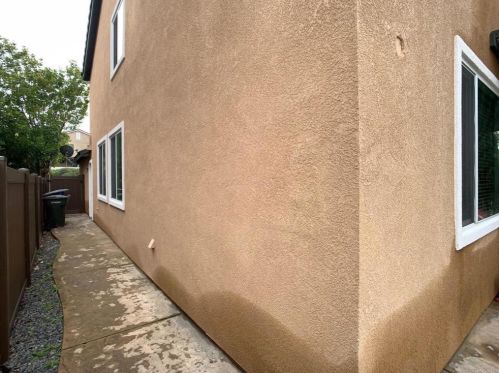 33358 Embassy Ave, Temecula CA  92592-1320 exterior