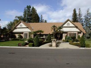 2690 Sample Ave, Fresno, CA 93711-1754