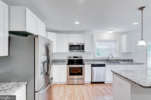 117 Butler Cir, Locust Grove, VA 22508-5325