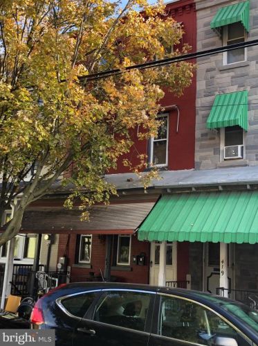 421 Pine St, Lancaster, PA 17603-3311