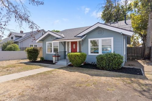 2709 California Ave, Bakersfield, CA 93304-1002