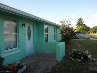 1751 45th St, Naples, FL 34116-5937