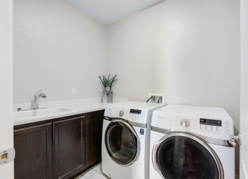 2994 Beatty Dr, Folsom CA  95762-7000 exterior