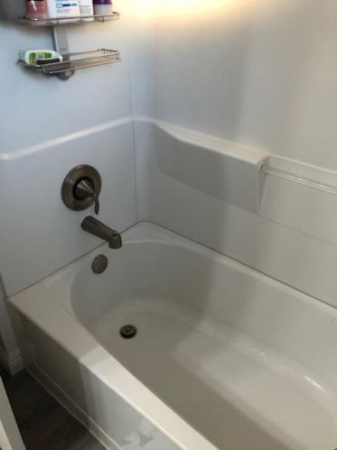 1218 Holly Dr, Lodi CA 95242-2422 exterior