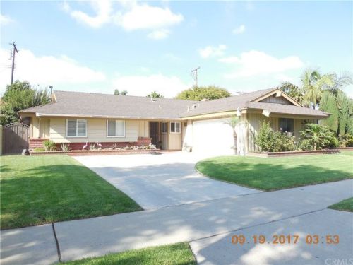 101 Dunton Ave, Orange, CA 92865-2218