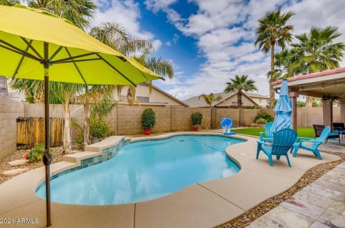 1930 Sage Brush St, Gilbert AZ  85296 exterior