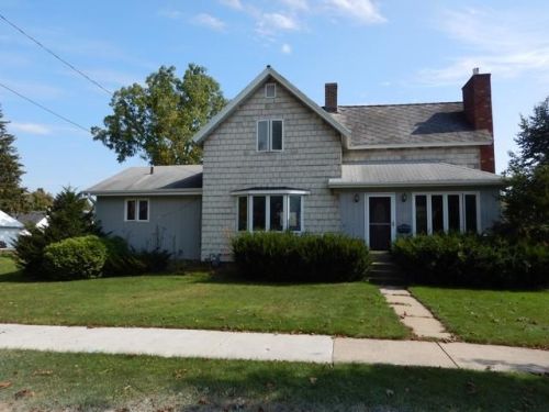 201 Deleglise St, Antigo, WI 54409-1330