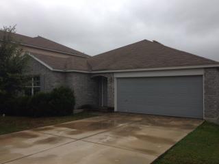 135 Woodstone Loop, Cibolo TX  78108-3266 exterior