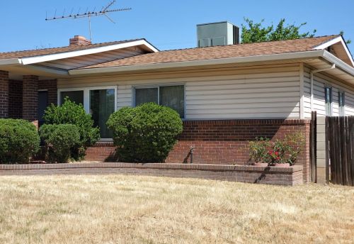 5716 Haven Dr, North Highlands, CA 95660-4738