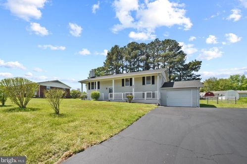 803 Edwards Dr, Fredericksburg, VA 22405-2202