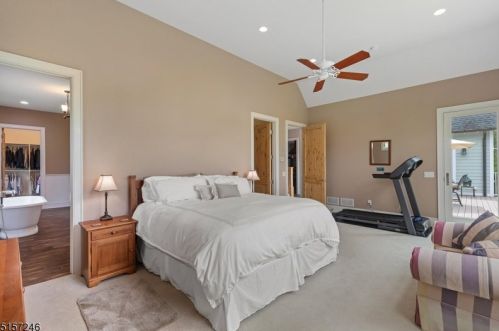 37 Van Lieus Rd, East Amwell Township NJ  08551-1314 exterior