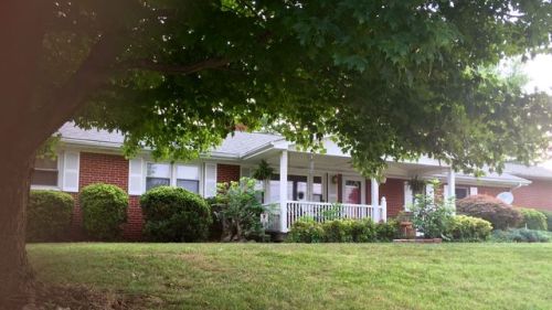 5436 Odd Fellow Rd, Kingsport TN  37664-4441 exterior