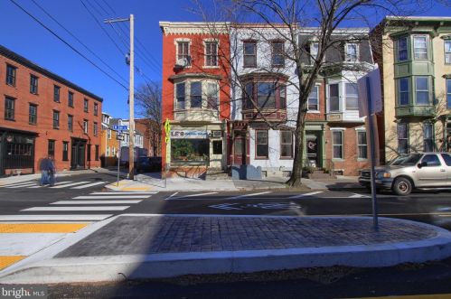 1013 2nd St, Harrisburg, PA 17102-3122