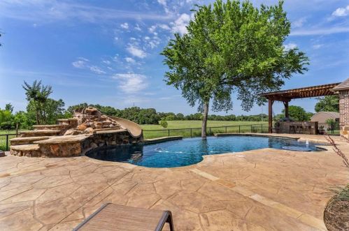 3441 Enchanted Acres Dr, Burleson, TX 76028-3293