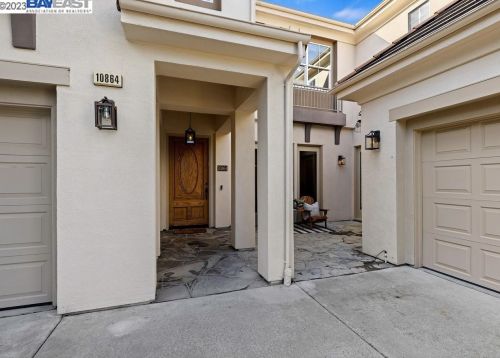 10864 Inspiration Cir, Pleasanton CA  94568-5562 exterior