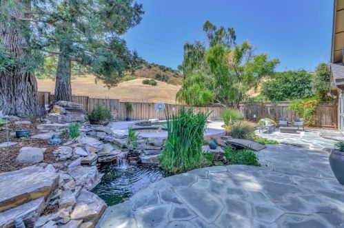 642 Colleen Dr, San Jose CA 95123-4509 exterior