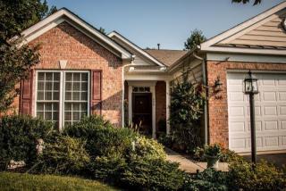 308 Foxleigh Dr, Hanover, PA 17331-5236