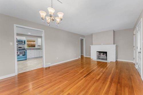 118 Reaghard Dr, Cheswick, PA 15024-1721