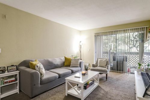 1082 Yarwood Ct, San Jose, CA 95128-4728