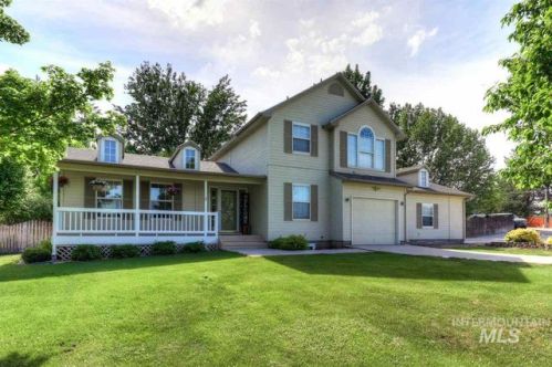723 Ruth Ln, Nampa, ID 83686-8833