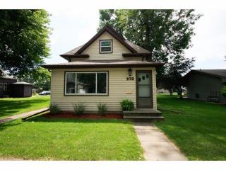 102 5th St, Ivy, IA 50009-1746
