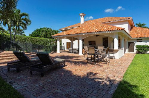 2400 Newbury Ct, West Palm Beach FL  33414-7736 exterior