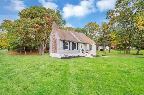 97 Bramblebush Rd, Manchester CT  06040-6300 exterior