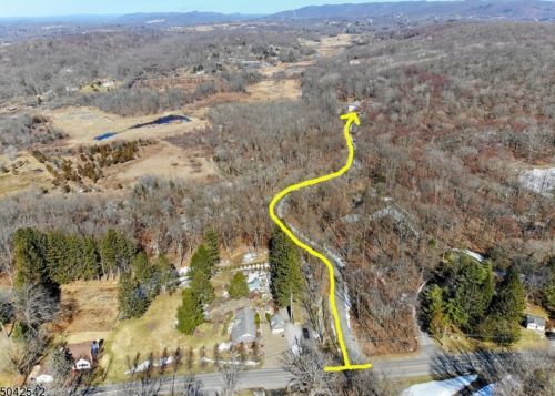 647 Mtn Rd, Sparta NJ  07871-3210 exterior