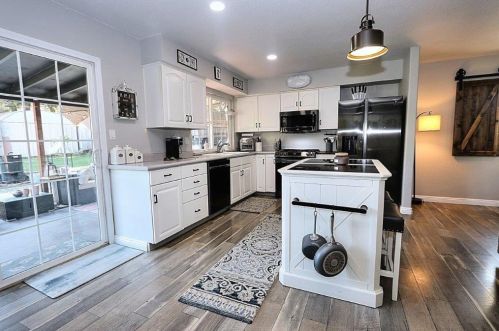 6990 Brayton Ave, Citrus Heights CA  95621-6409 exterior
