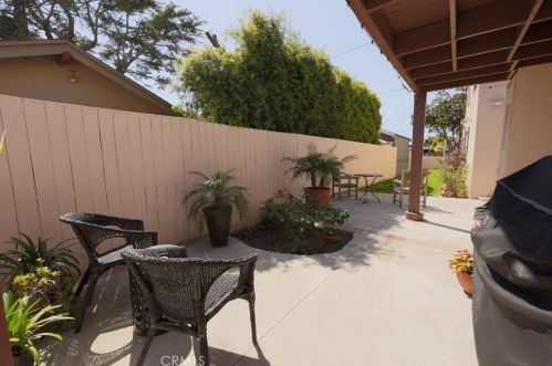 280 Orizaba Ave, Long Beach CA 90814-2453 exterior