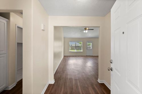 16192 Sun View Ln, Conroe TX  77302-5555 exterior