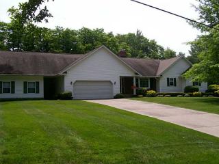 7721 Mcgill Rd, Harborcreek, PA 16421-1538