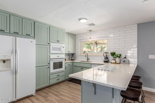 597 Jasper Dr, Chandler AZ 85226-1124 exterior