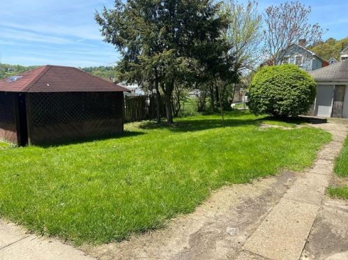 427 28 St, Mckeesport PA  15132-7106 exterior