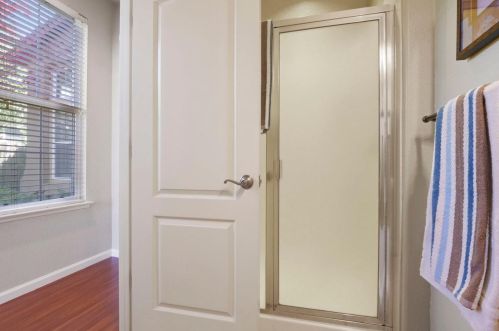 2044 Sugarbowl Way, Lodi CA  95242-4752 exterior