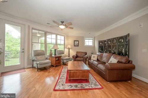 139 Cornerstone Dr, Newtown Square, PA 19073-4048