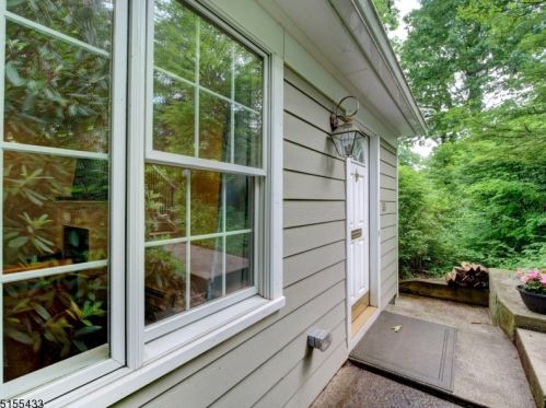 33 Cliffside Trl, Parsippany NJ  07834-2007 exterior