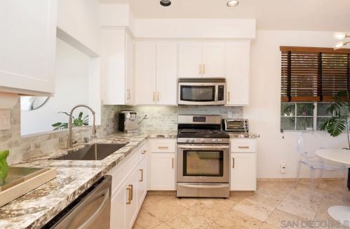 11236 Caminito Aclara, San Diego CA 92126-6101 exterior