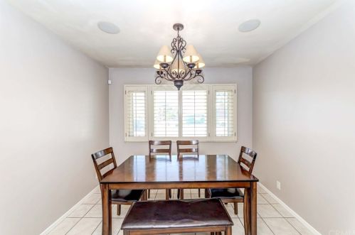 1740 Hickory Ave, Torrance CA 90503-7219 exterior