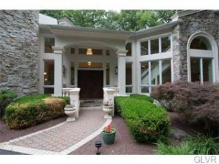 1742 Central Park, Orefield, PA 18069-8907