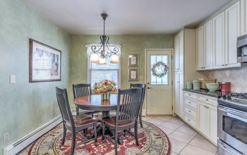 112 Holland Ave, Floral Park NY  11001-1202 exterior