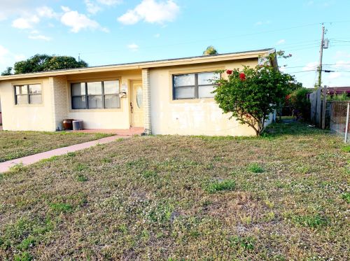 370 18th St, West Palm Beach, FL 33404-6115