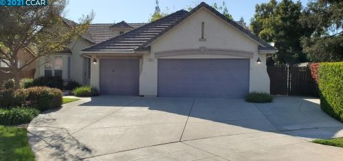 852 Carson Ave, Clovis, CA 93611-3430